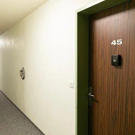 Cristal 45 - Stilvoll, Komplett Neu Apartman
